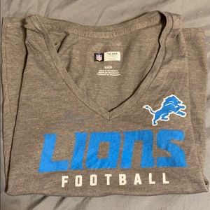 Detroit lions tee